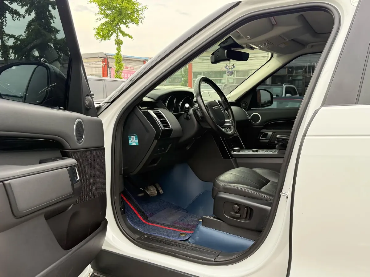 2019 Land Rover Discovery 3.0T 340HP V6 8AT,autocango,china used car exporter,china ev exporter,chinese used car exporter,chinese used ev exporter