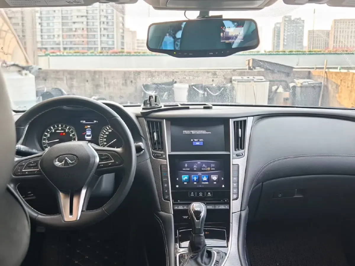 2018 Jeep Grand Commander 2.0T 265HP L4 9AT,autocango,china used car exporter,china ev exporter,chinese used car exporter,chinese used ev exporter