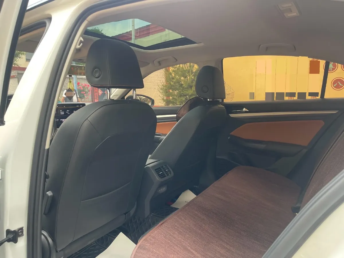 2023 Volkswagen Bora 1.2T 116HP L4 7DCT,autocango,china used car exporter,china ev exporter,chinese used car exporter,chinese used ev exporter