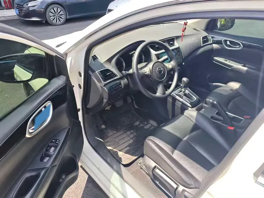 2021 Nissan Sylphy 1.6L 122HP L4 CVT,autocango,china used car exporter,china ev exporter,chinese used car exporter,chinese used ev exporter