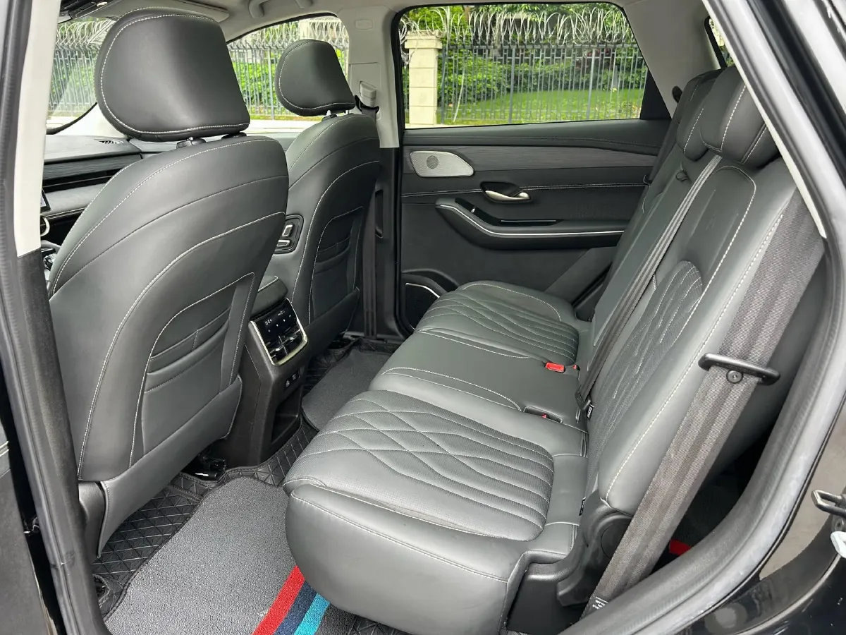 2023 Chery Tiggo 9 2.0T 261HP L4 8AT,autocango,china used car exporter,china ev exporter,chinese used car exporter,chinese used ev exporter