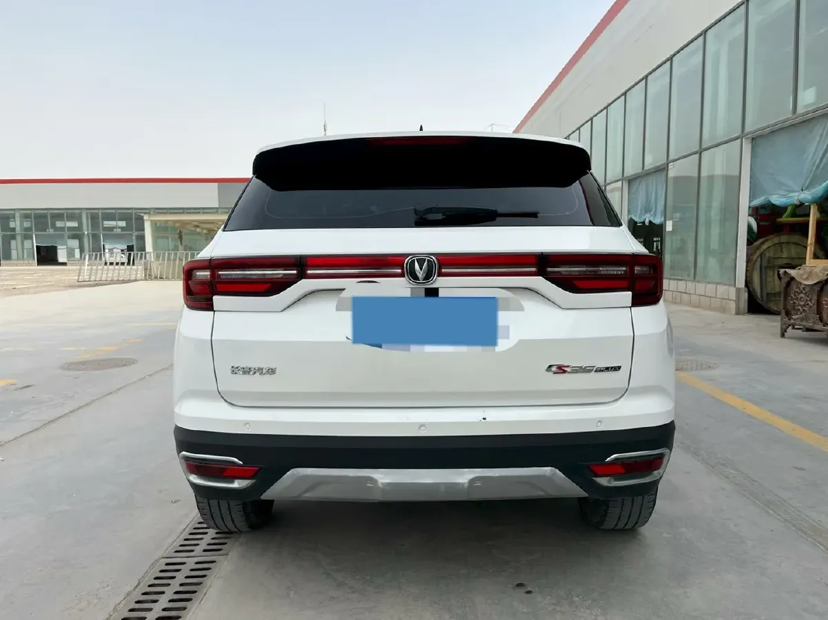 2018 ChangAn CS35 Plus 1.6L 128HP L4 6AT,autocango,china used car exporter,china ev exporter,chinese used car exporter,chinese used ev exporter