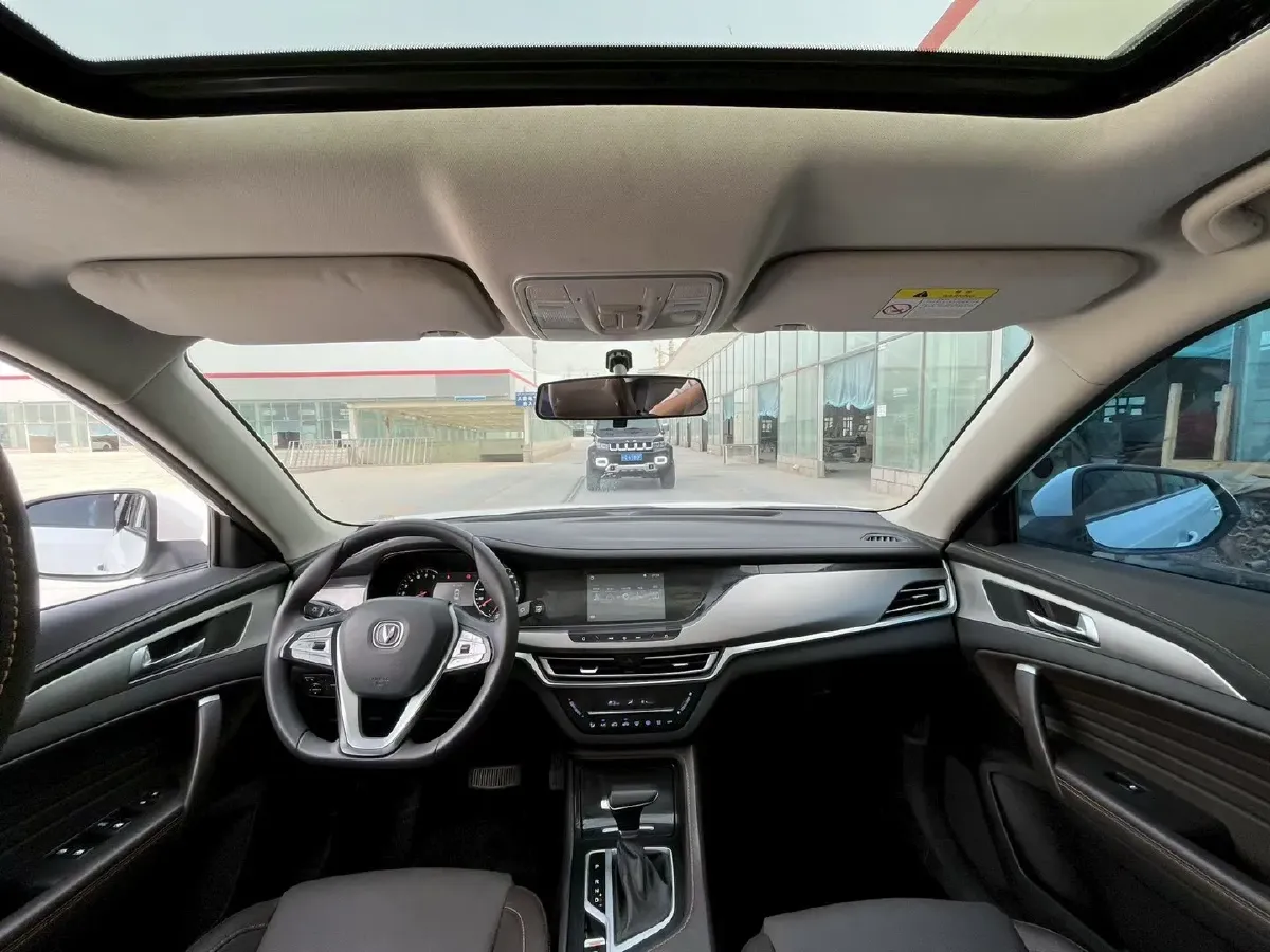 2018 ChangAn CS35 Plus 1.6L 128HP L4 6AT,autocango,china used car exporter,china ev exporter,chinese used car exporter,chinese used ev exporter