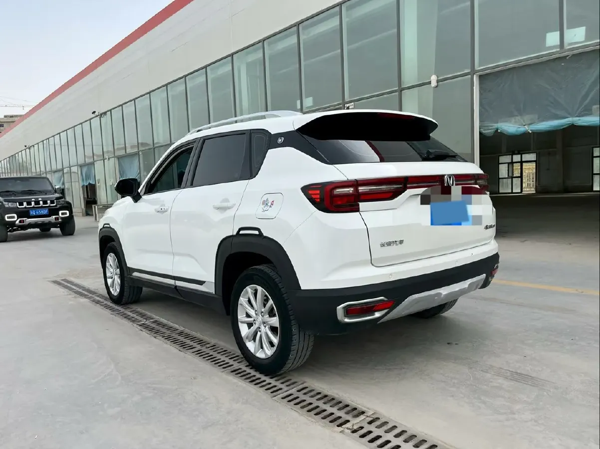 2018 ChangAn CS35 Plus 1.6L 128HP L4 6AT,autocango,china used car exporter,china ev exporter,chinese used car exporter,chinese used ev exporter