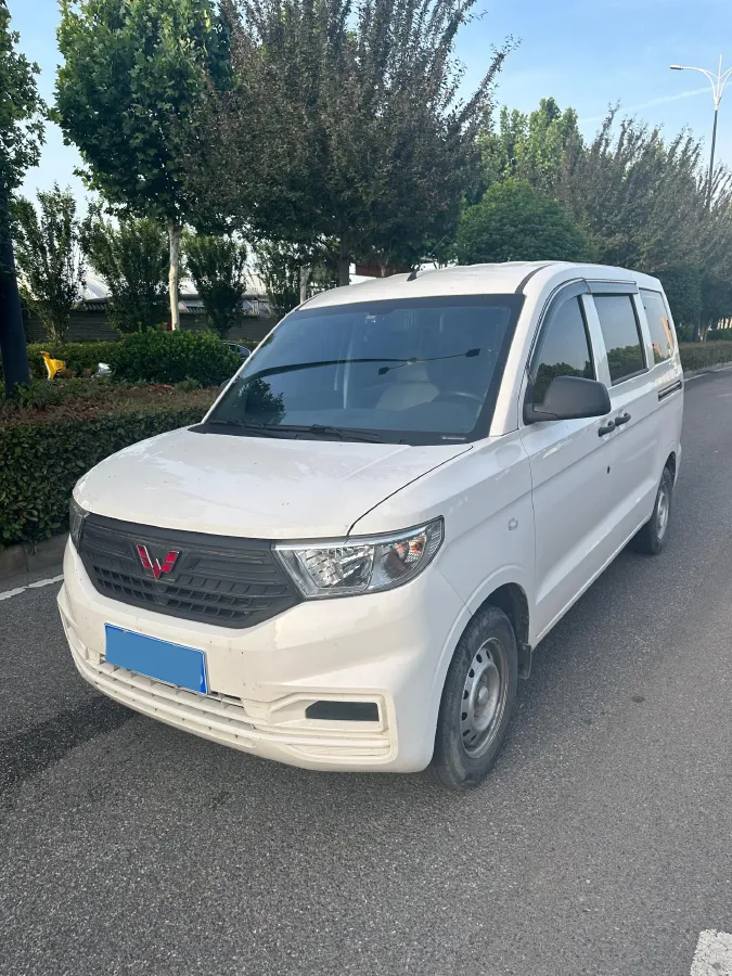 2022 JinBei Little Sea Lion X30 1.5L 102HP L4 5MT,autocango,china used car exporter,china ev exporter,chinese used car exporter,chinese used ev exporter