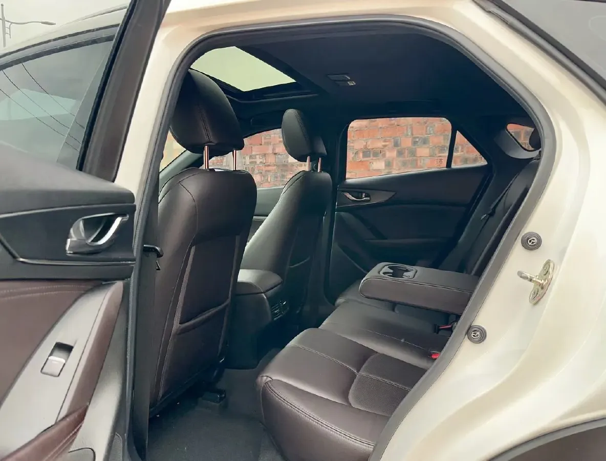 2020 Mazda CX-4 2.0L 158HP L4 6AT,autocango,china used car exporter,china ev exporter,chinese used car exporter,chinese used ev exporter