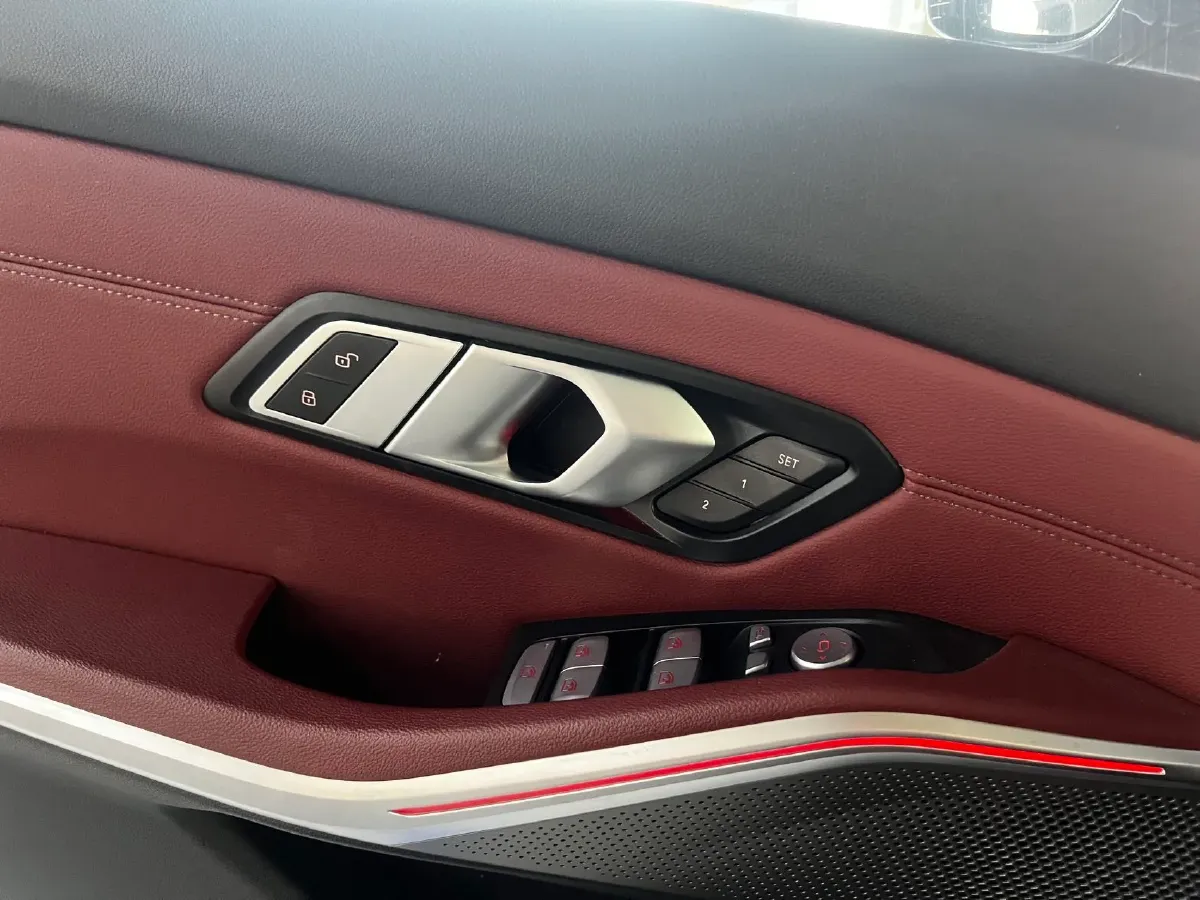 2023 BMW 3 Series 2.0T 184HP L4 8AT,autocango,china used car exporter,china ev exporter,chinese used car exporter,chinese used ev exporter