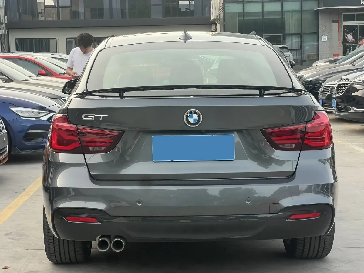 2019 BMW 3 Series GT 2.0T 184HP L4 8AT,autocango,china used car exporter,china ev exporter,chinese used car exporter,chinese used ev exporter