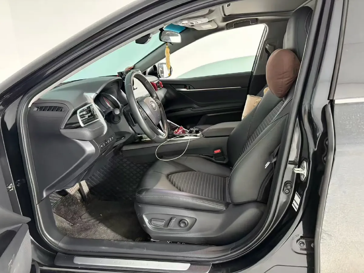 2022 Toyota Camry 2.0L 178HP L4 CVT,autocango,china used car exporter,china ev exporter,chinese used car exporter,chinese used ev exporter