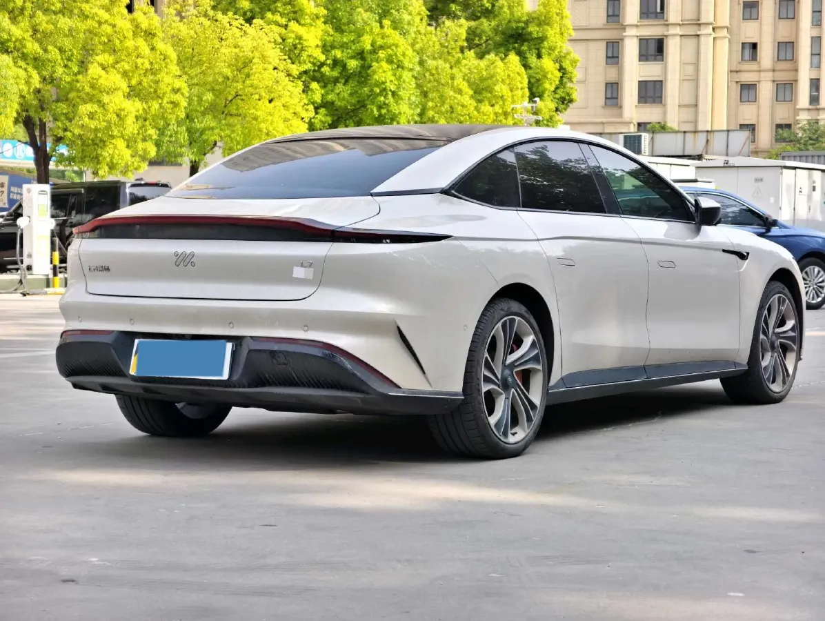 2022 IM L7 BEV 90KWH,autocango,china used car exporter,china ev exporter,chinese used car exporter,chinese used ev exporter