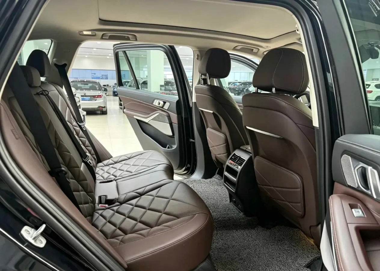 2022 BMW X5 2.0T 245HP L4 8AT,autocango,china used car exporter,china ev exporter,chinese used car exporter,chinese used ev exporter