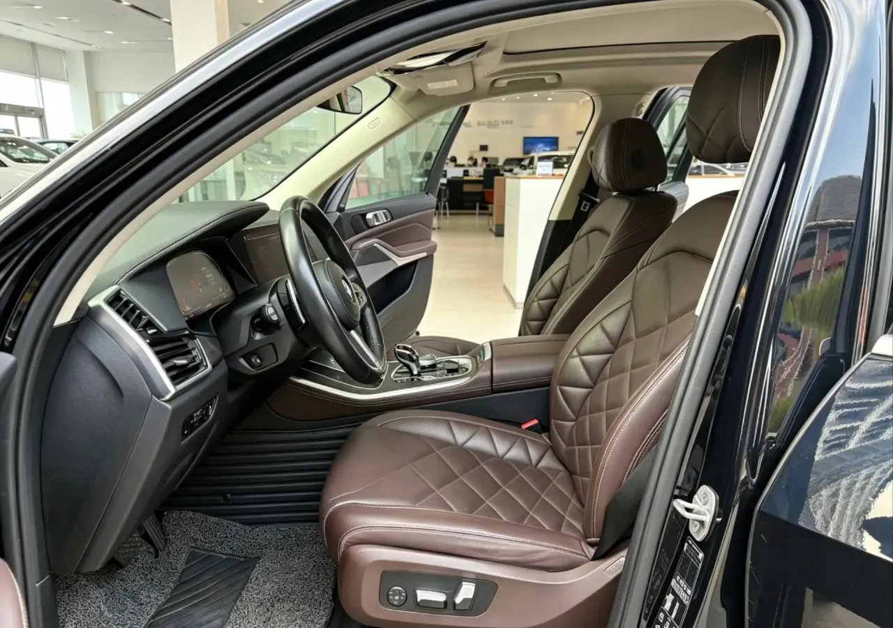 2022 BMW X5 2.0T 245HP L4 8AT,autocango,china used car exporter,china ev exporter,chinese used car exporter,chinese used ev exporter