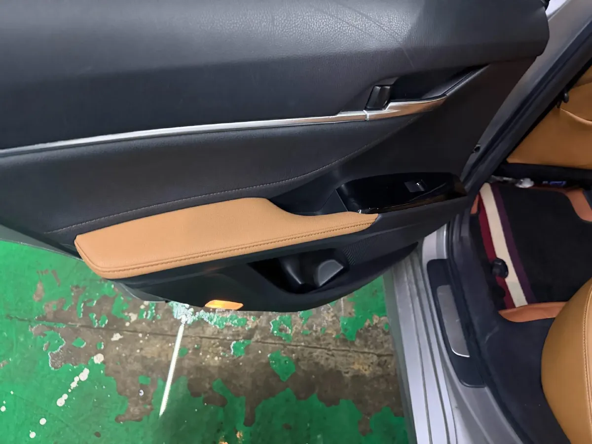 2021 Toyota Camry 2.0L 178HP L4 CVT,autocango,china used car exporter,china ev exporter,chinese used car exporter,chinese used ev exporter