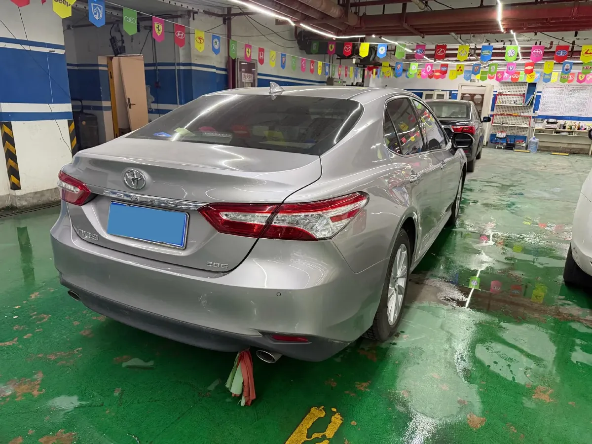 2021 Toyota Camry 2.0L 178HP L4 CVT,autocango,china used car exporter,china ev exporter,chinese used car exporter,chinese used ev exporter