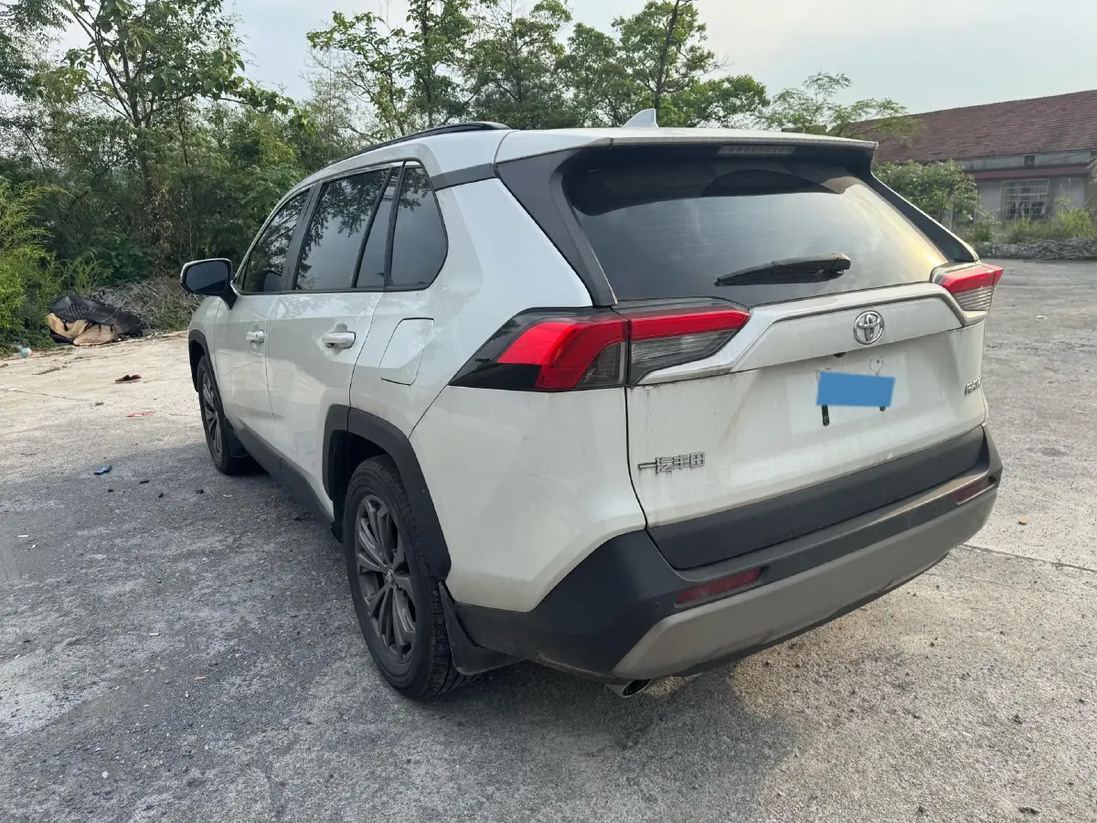 2023 Toyota RAV4 2.0L 171HP L4 CVT,autocango,china used car exporter,china ev exporter,chinese used car exporter,chinese used ev exporter