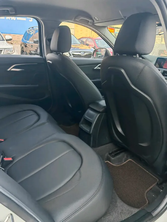 2020 BMW 1 Series 1.5T 140HP L3 7DCT,autocango,china used car exporter,china ev exporter,chinese used car exporter,chinese used ev exporter