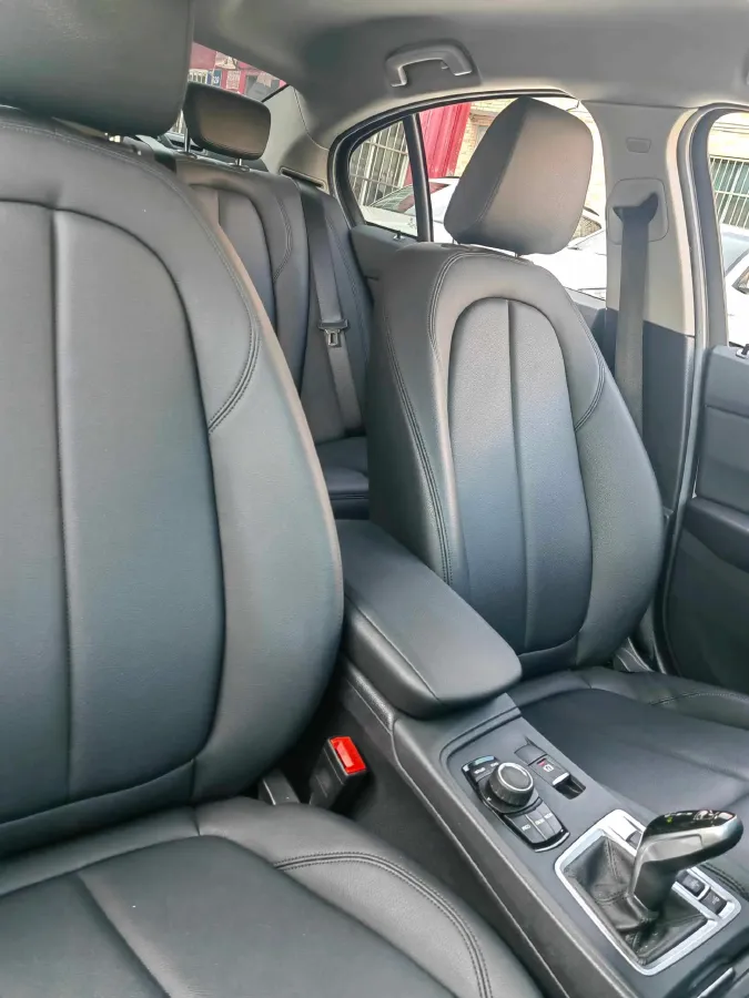2020 BMW 1 Series 1.5T 140HP L3 7DCT,autocango,china used car exporter,china ev exporter,chinese used car exporter,chinese used ev exporter