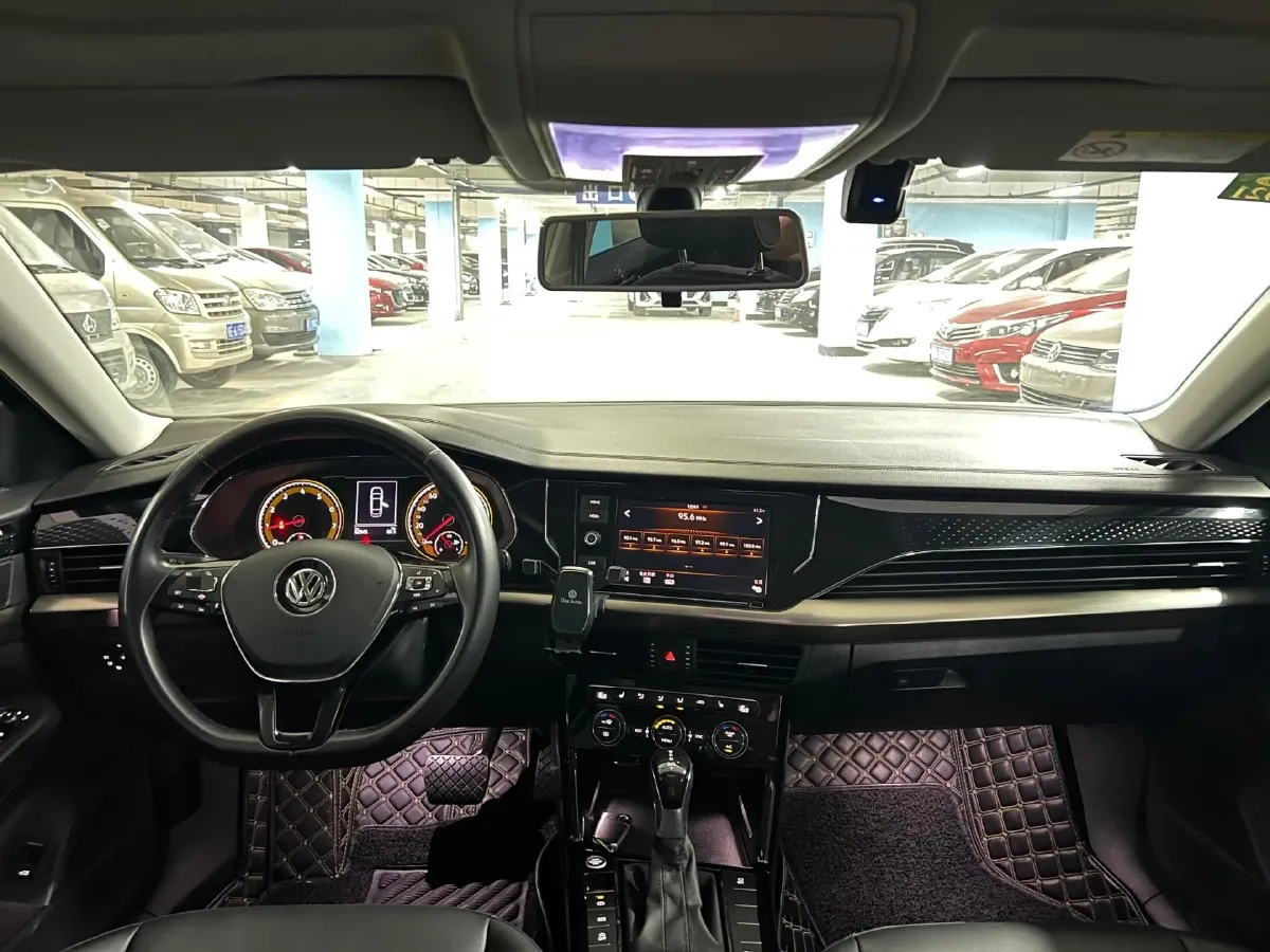 2019 Skoda Kodiak 2.0T 186HP L4 7DCT,autocango,china used car exporter,china ev exporter,chinese used car exporter,chinese used ev exporter