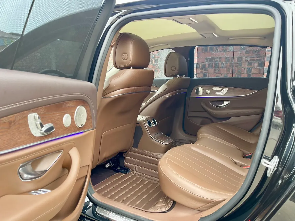 2021 Mercedes-Benz E Class 2.0T 258HP L4 9AT,autocango,china used car exporter,china ev exporter,chinese used car exporter,chinese used ev exporter