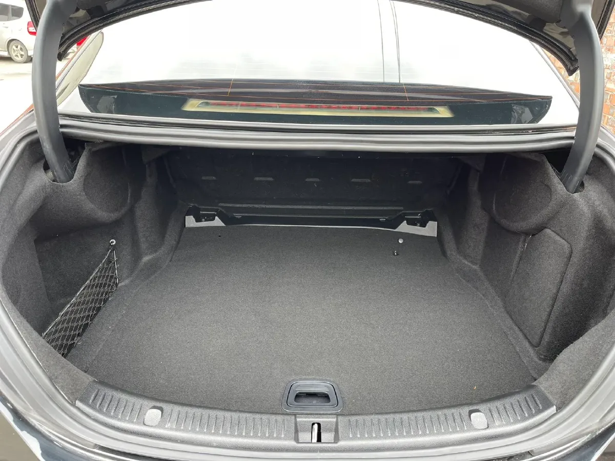 2021 Mercedes-Benz E Class 2.0T 258HP L4 9AT,autocango,china used car exporter,china ev exporter,chinese used car exporter,chinese used ev exporter