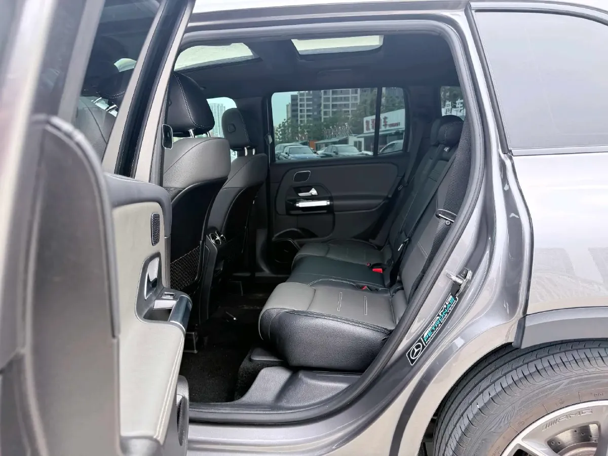 2021 Mercedes-Benz GLB AMG 2.0T 306HP L4 8DCT,autocango,china used car exporter,china ev exporter,chinese used car exporter,chinese used ev exporter