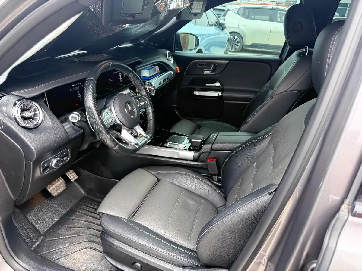 2021 Mercedes-Benz GLB AMG 2.0T 306HP L4 8DCT,autocango,china used car exporter,china ev exporter,chinese used car exporter,chinese used ev exporter