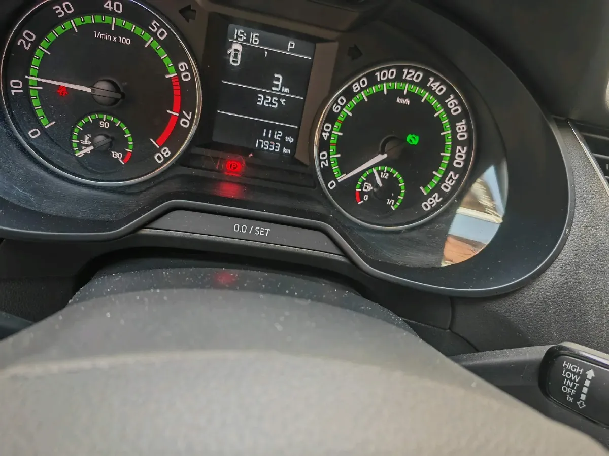 2019 Skoda Octavia 1.2T 116HP L4 7DCT,autocango,china used car exporter,china ev exporter,chinese used car exporter,chinese used ev exporter