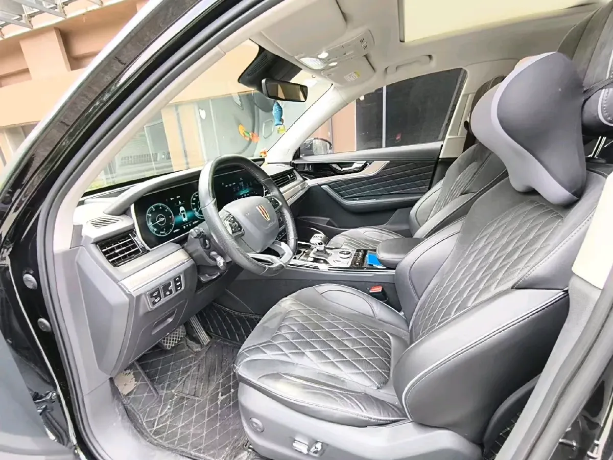 2022 HongQi HS5 2.0T 224HP L4 6AT,autocango,china used car exporter,china ev exporter,chinese used car exporter,chinese used ev exporter