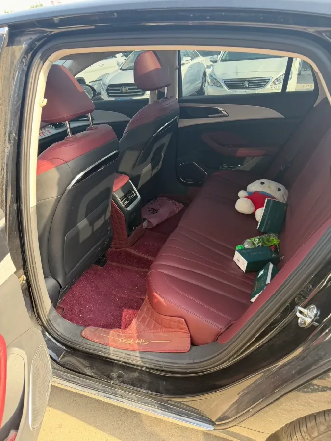 2024 HongQi H5 1.5T 169HP L4 7DCT,autocango,china used car exporter,china ev exporter,chinese used car exporter,chinese used ev exporter