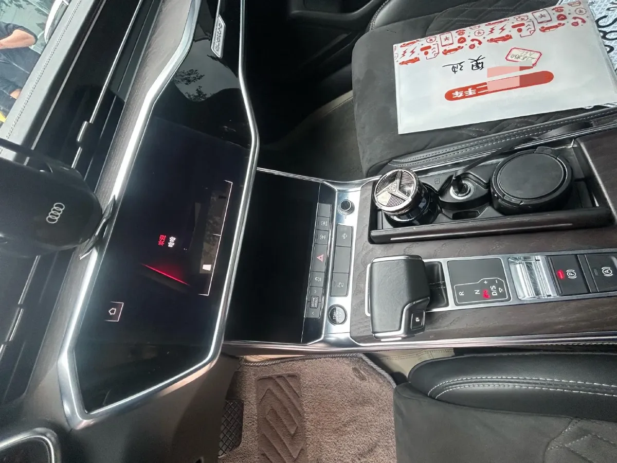 2020 Audi A6L 3.0T 340HP V6 7DCT,autocango,china used car exporter,china ev exporter,chinese used car exporter,chinese used ev exporter