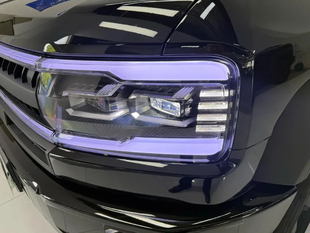 2025 FangChengBao Bao 5 1.5T 194HP L4 E-CVT PHEV,autocango,china used car exporter,china ev exporter,chinese used car exporter,chinese used ev exporter