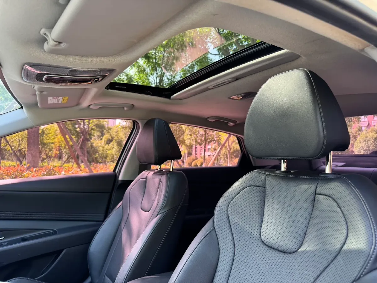 2022 Hyundai Elantra 1.5L 115HP L4 CVT,autocango,china used car exporter,china ev exporter,chinese used car exporter,chinese used ev exporter