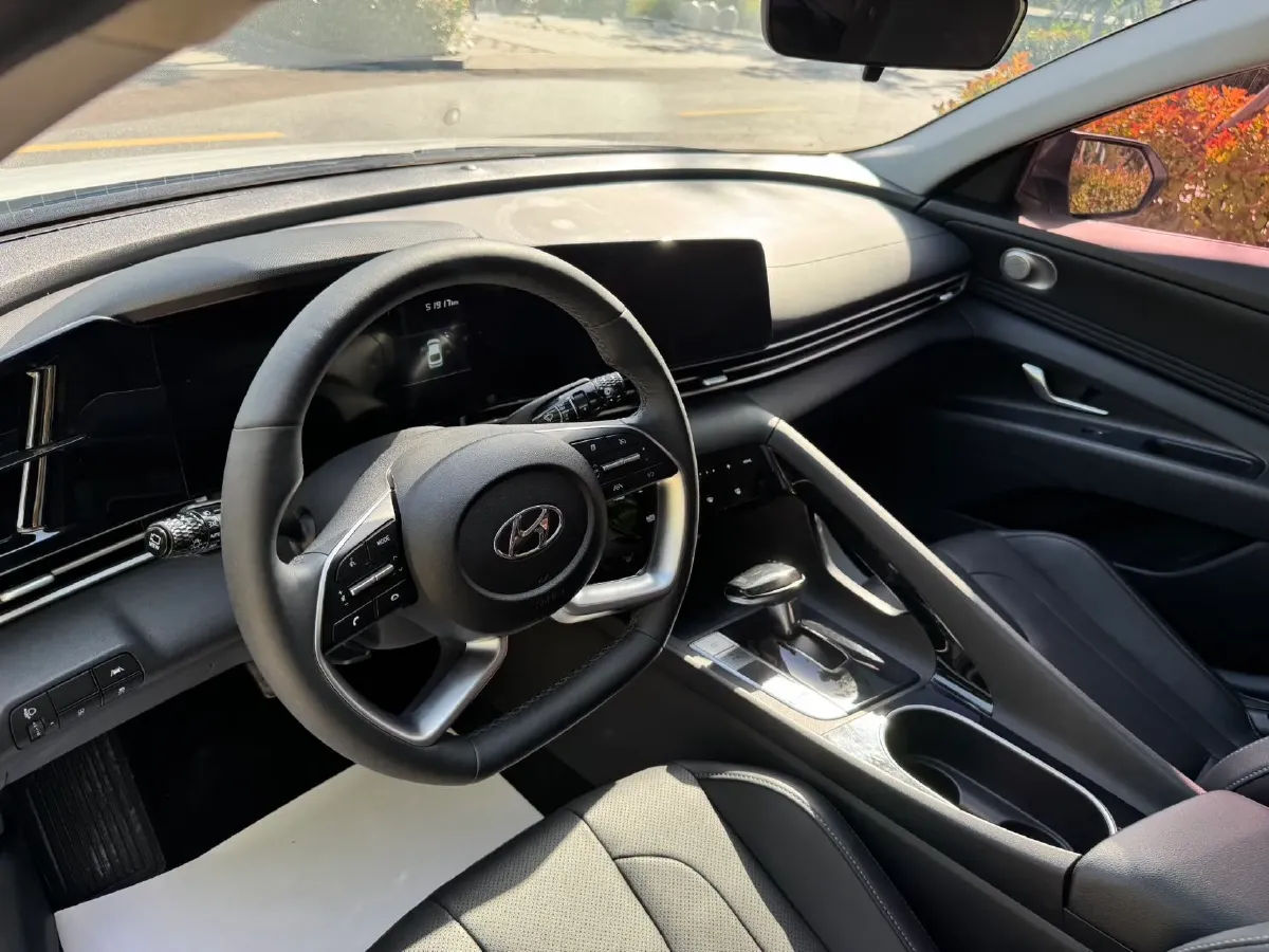2022 Hyundai Elantra 1.5L 115HP L4 CVT,autocango,china used car exporter,china ev exporter,chinese used car exporter,chinese used ev exporter