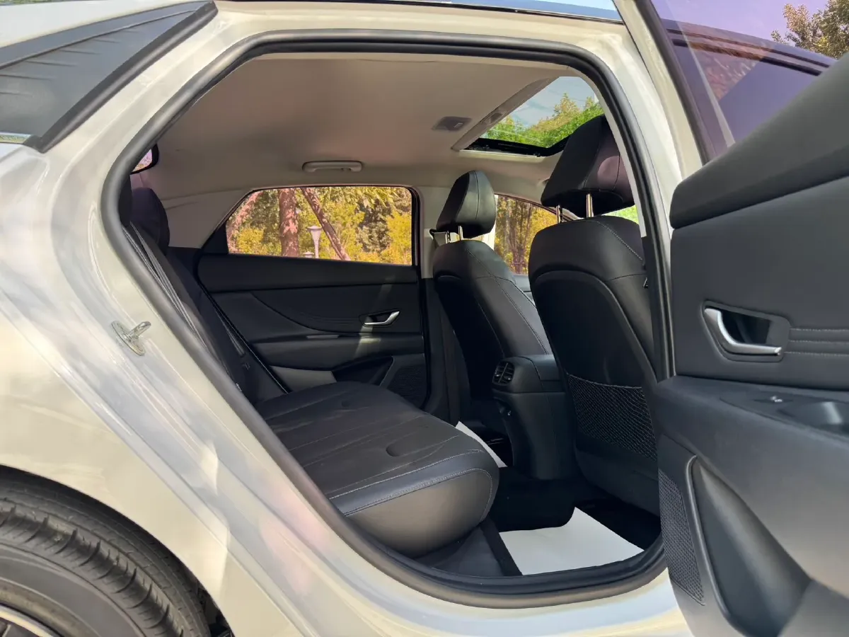 2022 Hyundai Elantra 1.5L 115HP L4 CVT,autocango,china used car exporter,china ev exporter,chinese used car exporter,chinese used ev exporter
