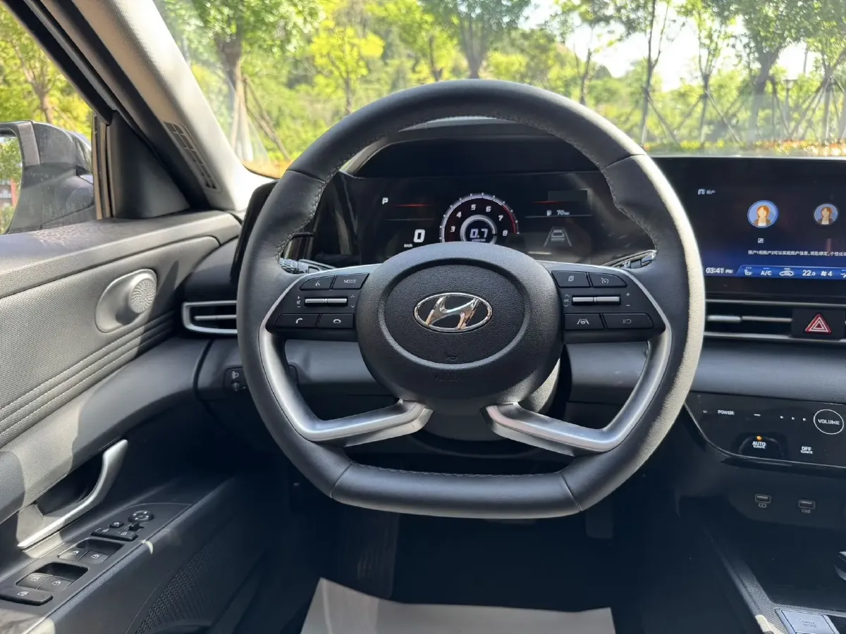 2022 Hyundai Elantra 1.5L 115HP L4 CVT,autocango,china used car exporter,china ev exporter,chinese used car exporter,chinese used ev exporter