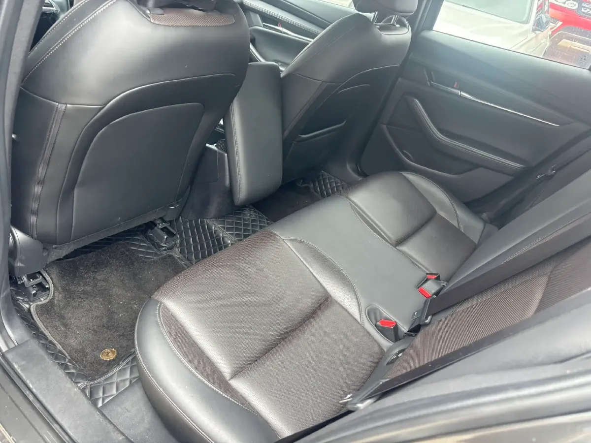 2021 Mazda 3 Axela 2.0L 158HP L4 6AT,autocango,china used car exporter,china ev exporter,chinese used car exporter,chinese used ev exporter