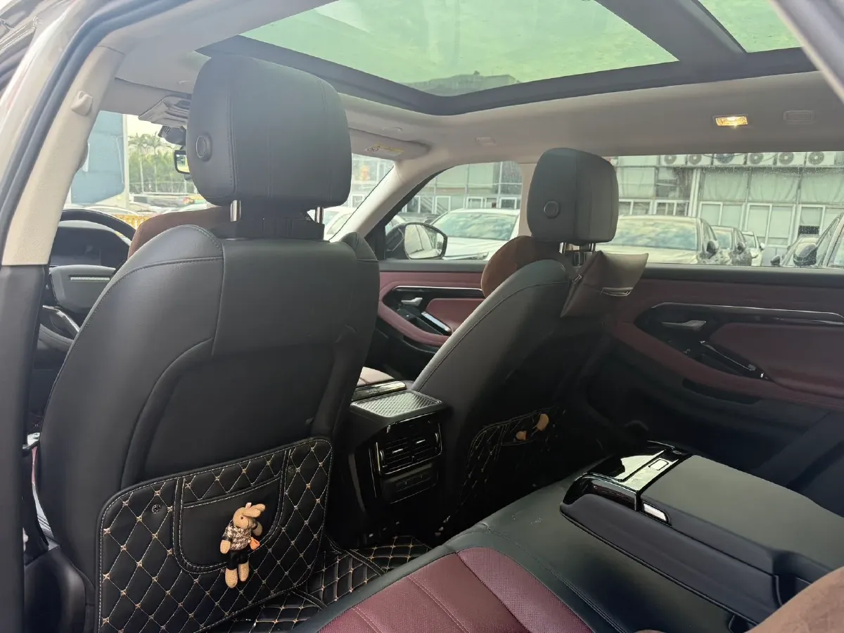 2023 Land Rover Range Rover Evoque 2.0T 249HP L4 9AT,autocango,china used car exporter,china ev exporter,chinese used car exporter,chinese used ev exporter