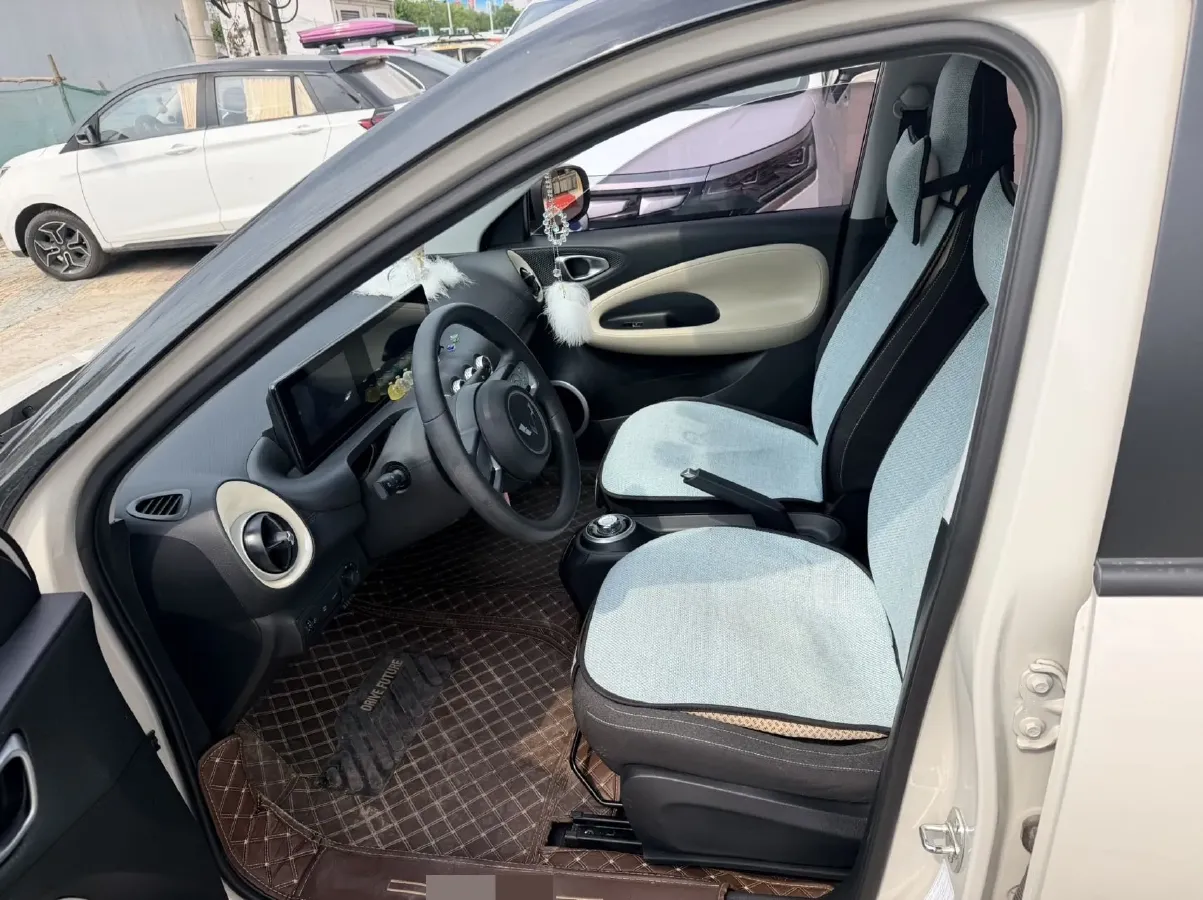 2023 WuLing BinGuo BEV 31.9KWH,autocango,china used car exporter,china ev exporter,chinese used car exporter,chinese used ev exporter