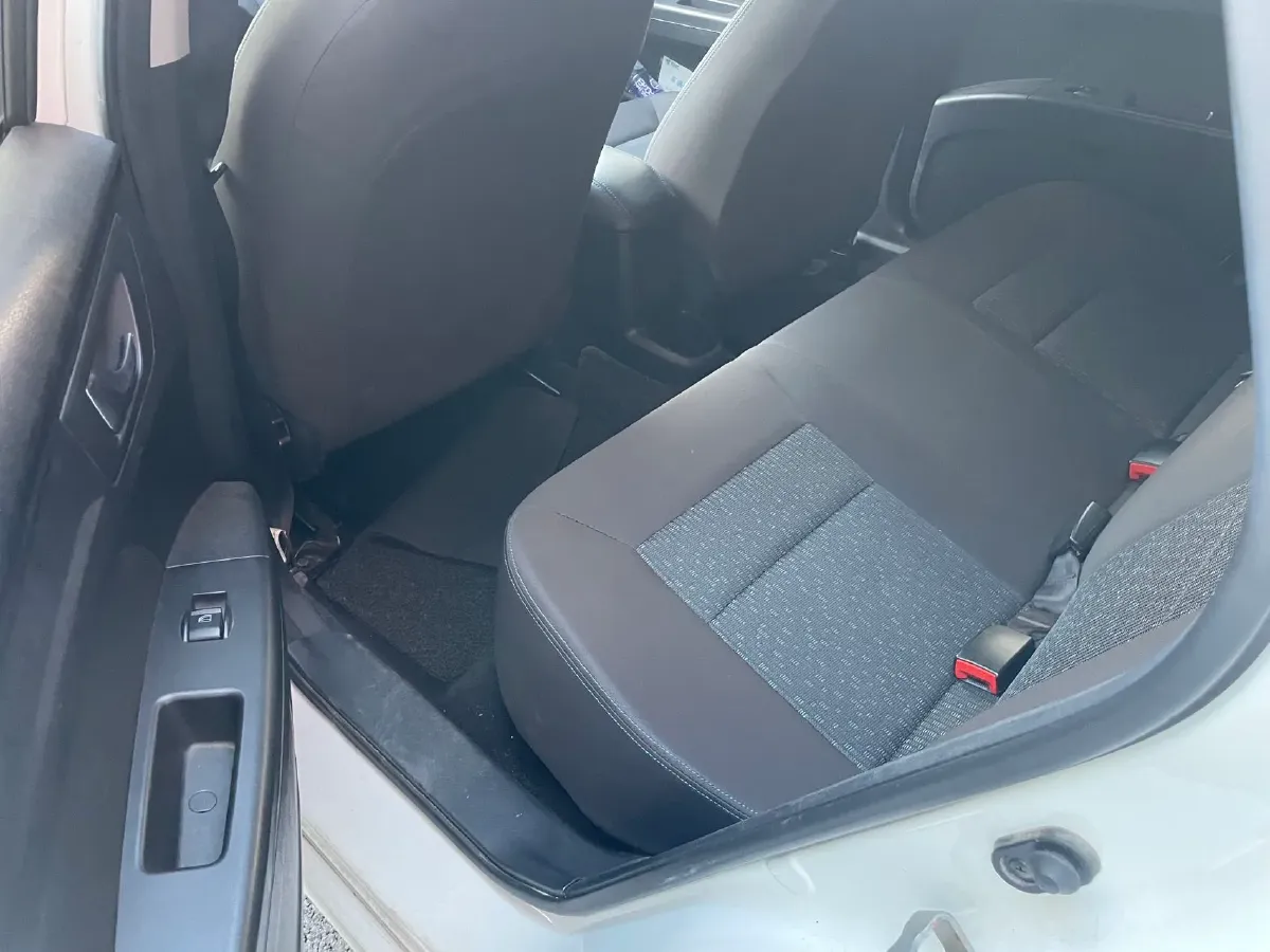 2018 Bestune B30 EV BEV 32.24KWH,autocango,china used car exporter,china ev exporter,chinese used car exporter,chinese used ev exporter
