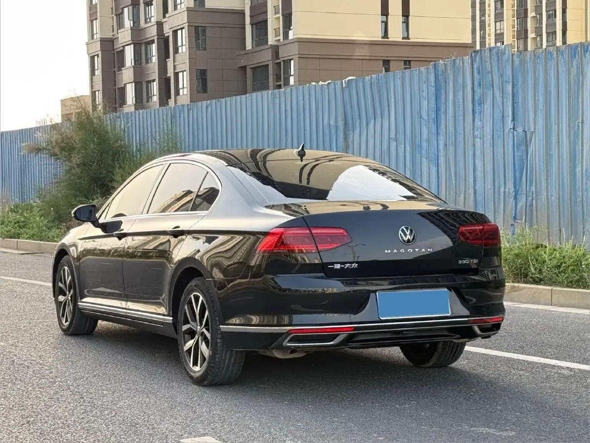 2020 Volkswagen Magotan 2.0T 186HP L4 7DCT,autocango,china used car exporter,china ev exporter,chinese used car exporter,chinese used ev exporter