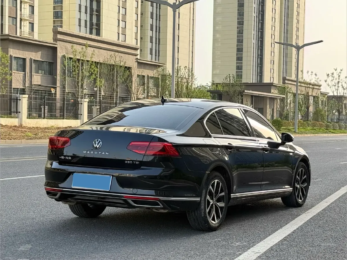2020 Volkswagen Magotan 2.0T 186HP L4 7DCT,autocango,china used car exporter,china ev exporter,chinese used car exporter,chinese used ev exporter