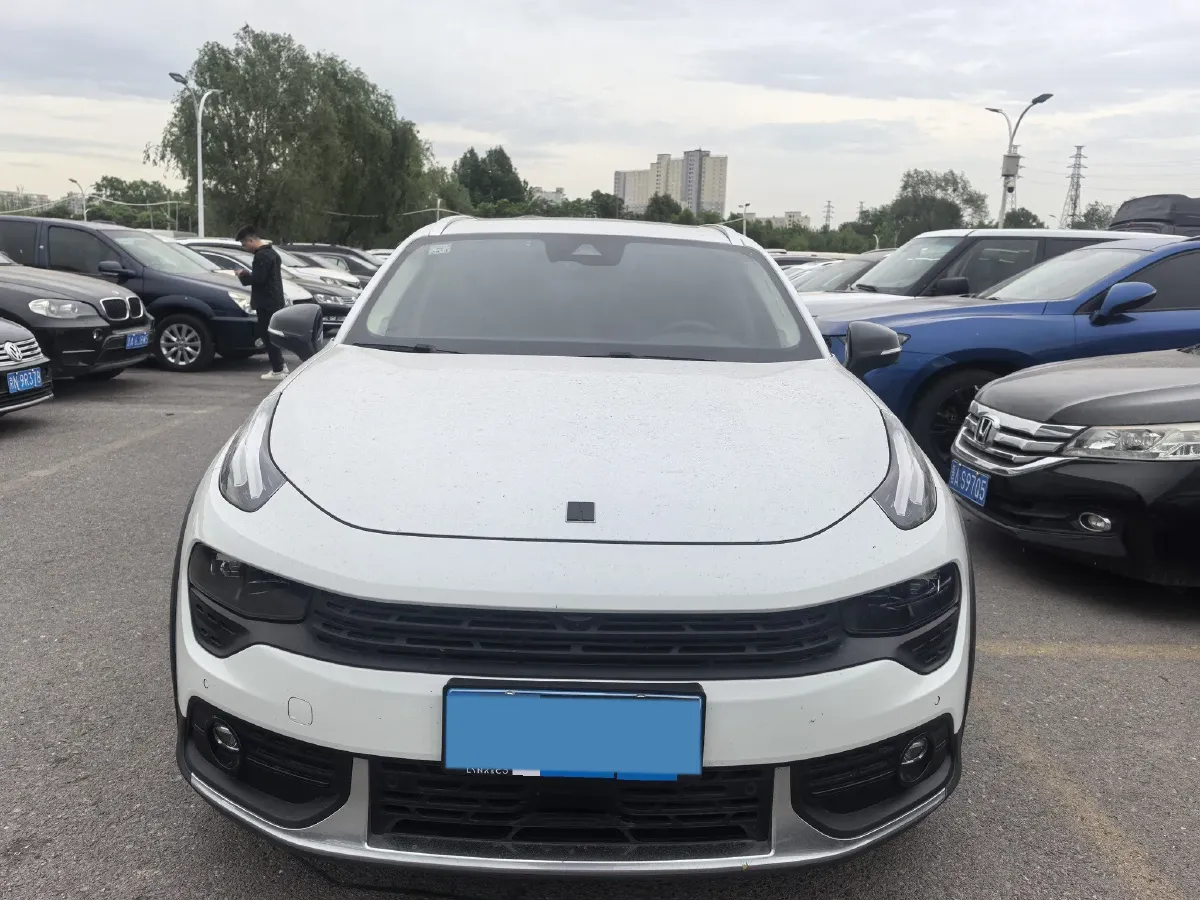 2018 Toyota C-HR 2.0L 171HP L4 CVT,autocango,china used car exporter,china ev exporter,chinese used car exporter,chinese used ev exporter