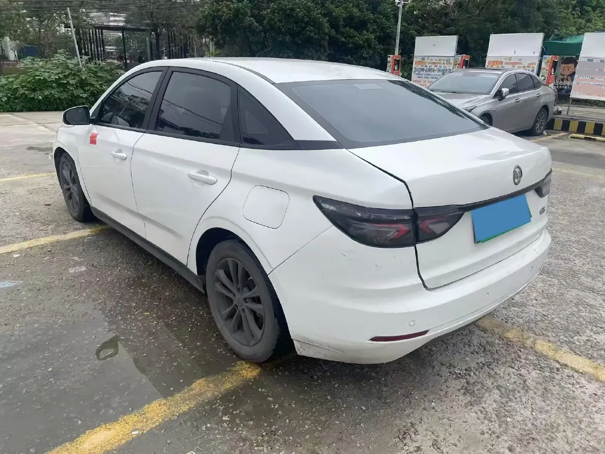 2021 Weltmeister E.5 BEV 58.589KWH,autocango,china used car exporter,china ev exporter,chinese used car exporter,chinese used ev exporter