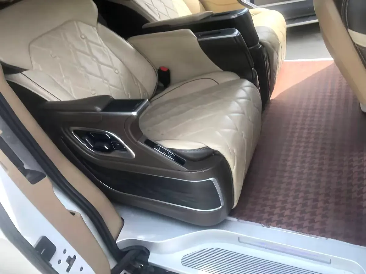 2020 Buick GL8 2.0T 237HP L4 9AT,autocango,china used car exporter,china ev exporter,chinese used car exporter,chinese used ev exporter