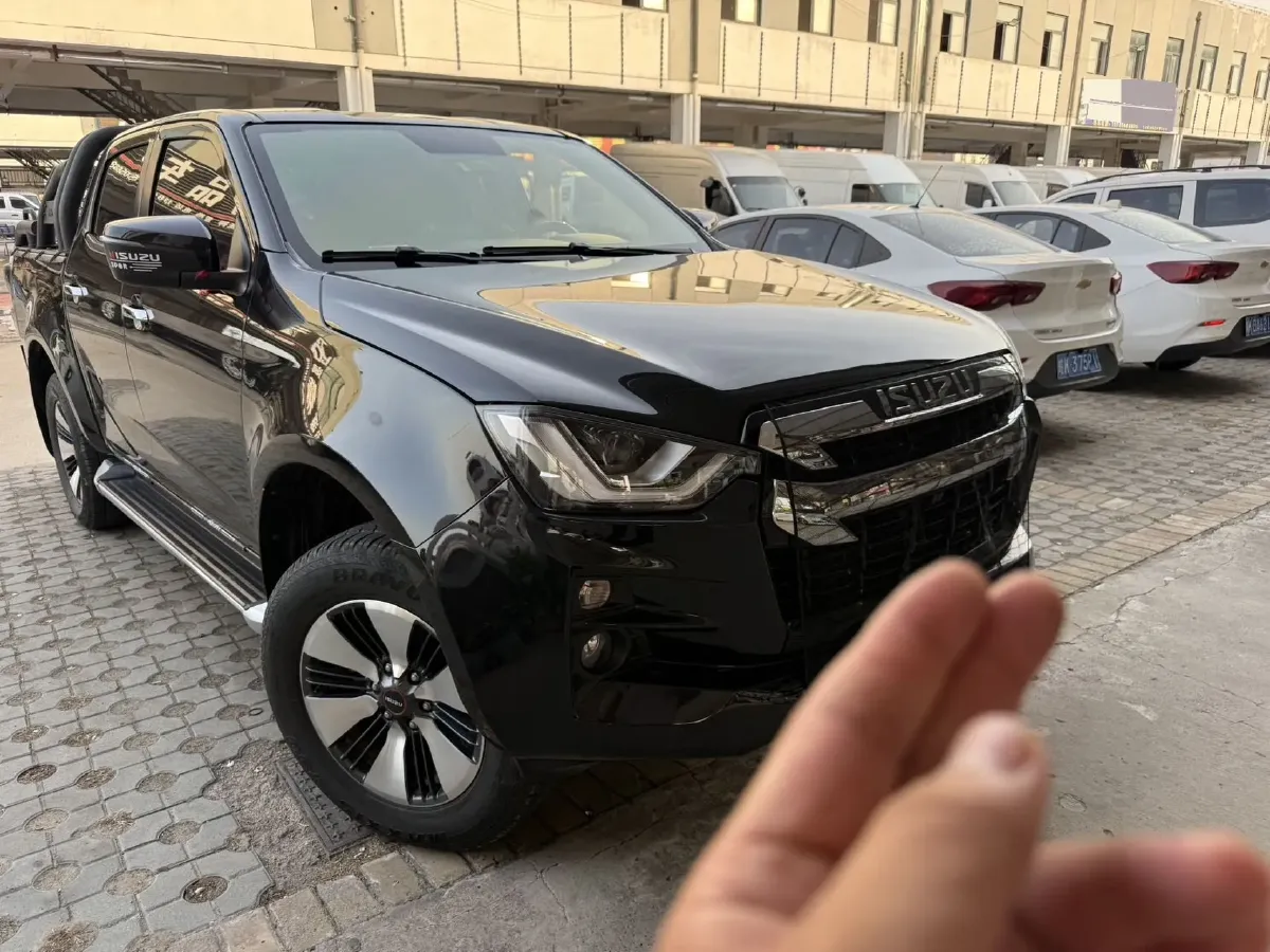 2021 Isuzu D-MAX 1.9T 163HP L4 6MT,autocango,china used car exporter,china ev exporter,chinese used car exporter,chinese used ev exporter