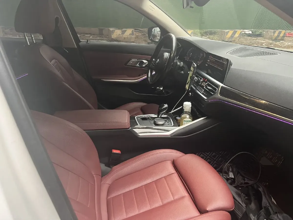 2021 BMW 3 Series 2.0T 184HP L4 8AT,autocango,china used car exporter,china ev exporter,chinese used car exporter,chinese used ev exporter