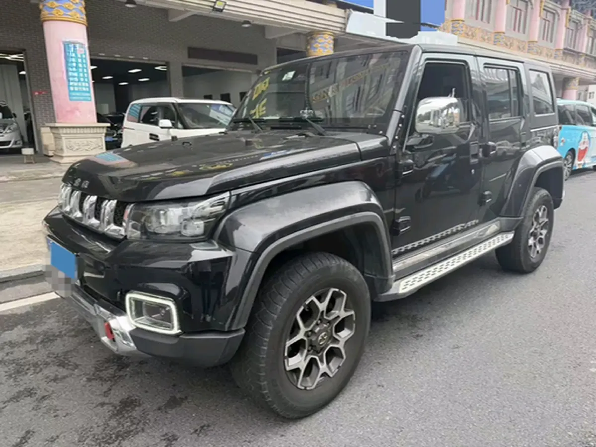 2018 Beijing BJ40 2.3T 250HP L4 6AT,autocango,china used car exporter,china ev exporter,chinese used car exporter,chinese used ev exporter