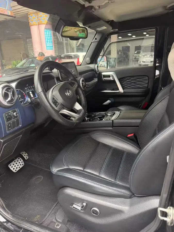 2018 Beijing BJ40 2.3T 250HP L4 6AT,autocango,china used car exporter,china ev exporter,chinese used car exporter,chinese used ev exporter