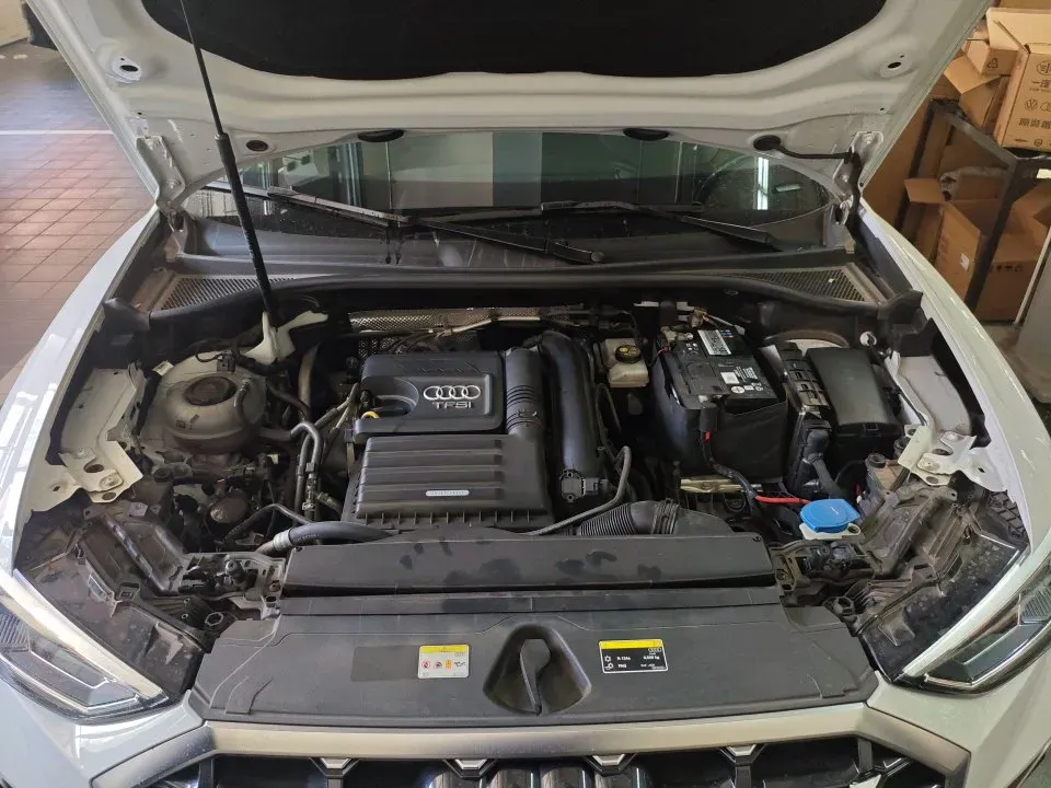 2022 Audi Q3 1.4T 150HP L4 7DCT,autocango,china used car exporter,china ev exporter,chinese used car exporter,chinese used ev exporter