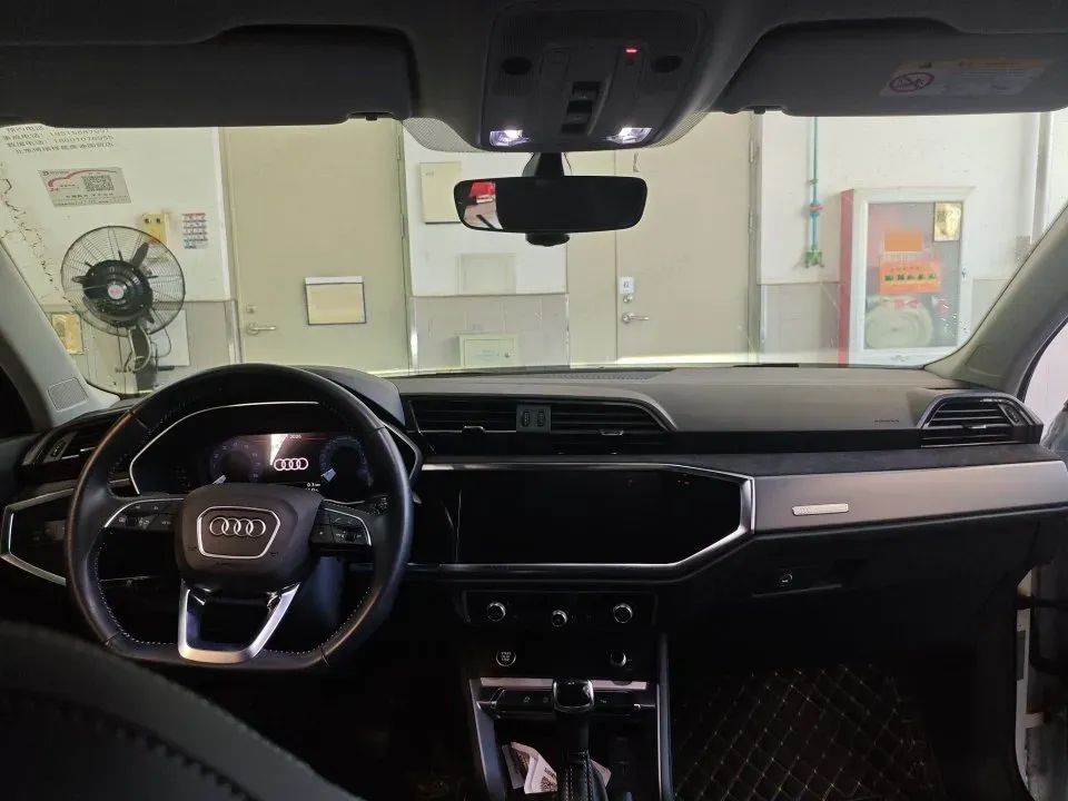 2022 Audi Q3 1.4T 150HP L4 7DCT,autocango,china used car exporter,china ev exporter,chinese used car exporter,chinese used ev exporter